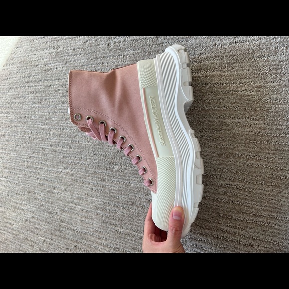 Alexander McQueen Women’s Tread Slick Boots in Pink/White - Picture 11 of 15